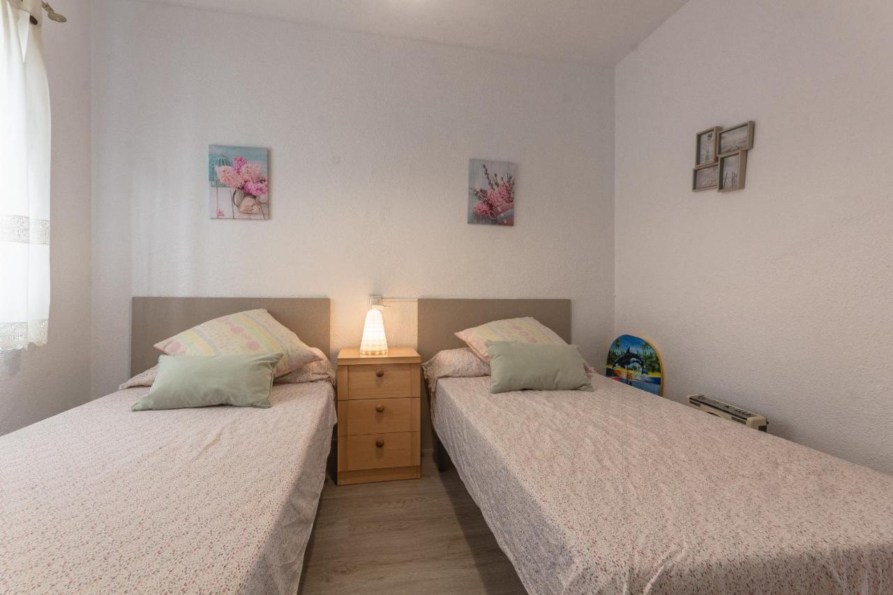 דירות 2Br Flat - Aircon - 5 Min Walk To Benidorm Beach מראה חיצוני תמונה